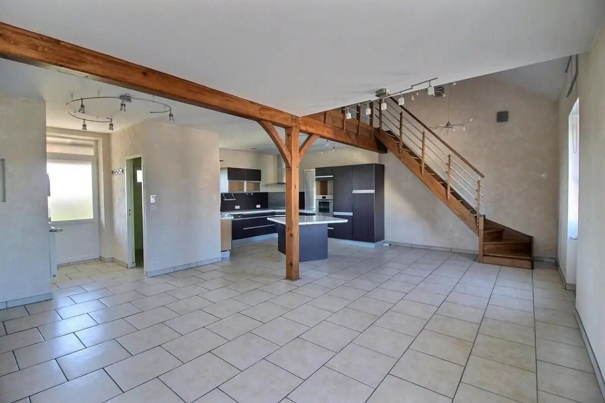 Appartement à louer, 98m², Le Creusot