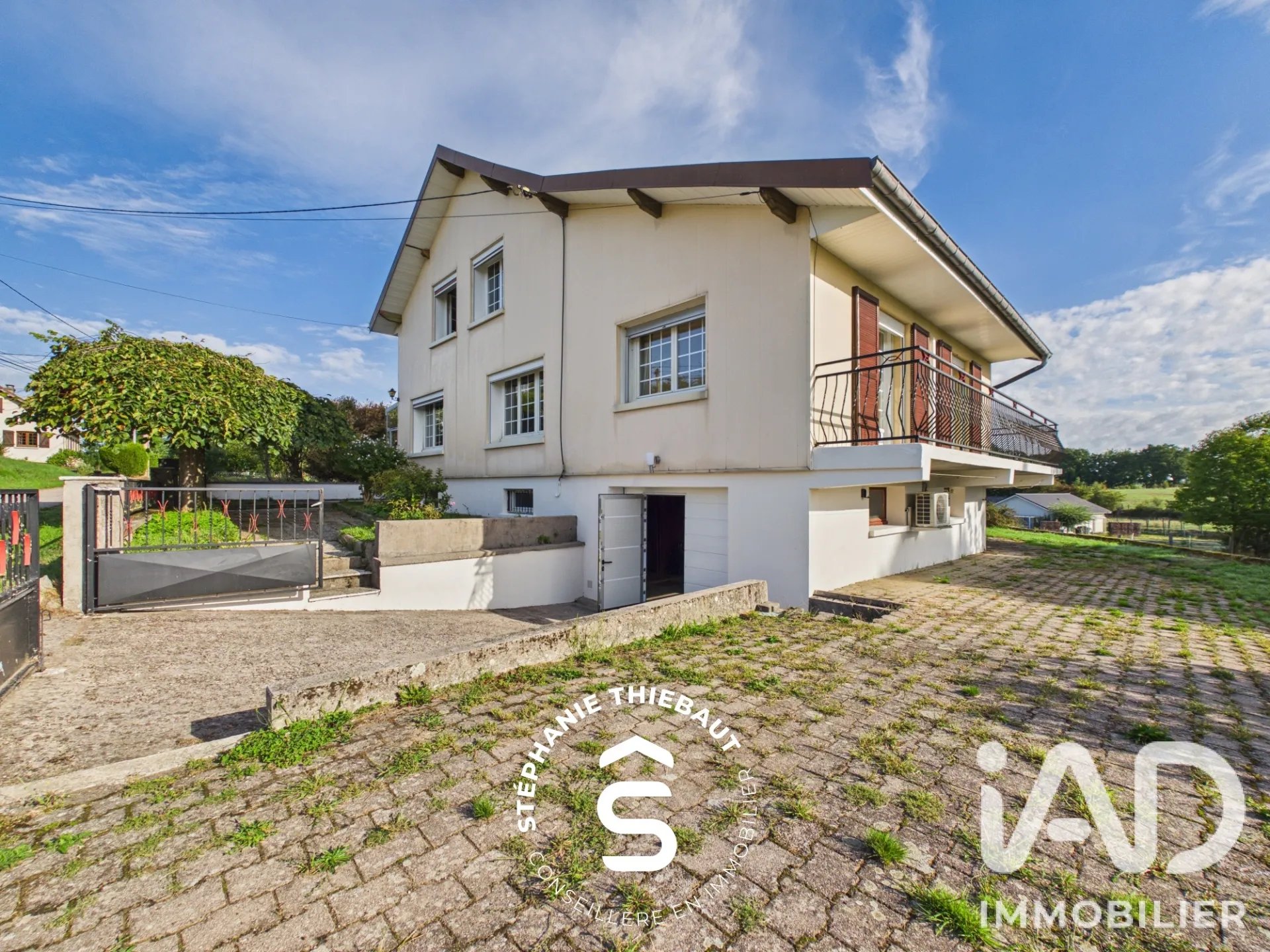 Maison à vendre, 136m², Hadol