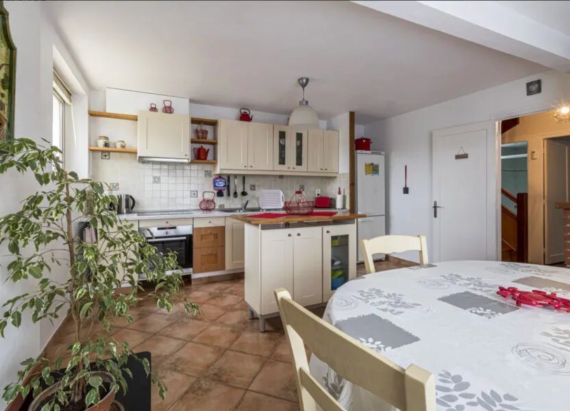 Maison à vendre, 131m², Lanvéoc