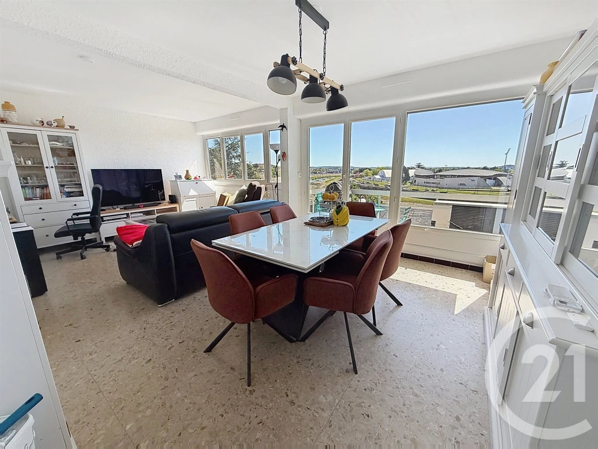 Appartement à louer, 86m², Alès