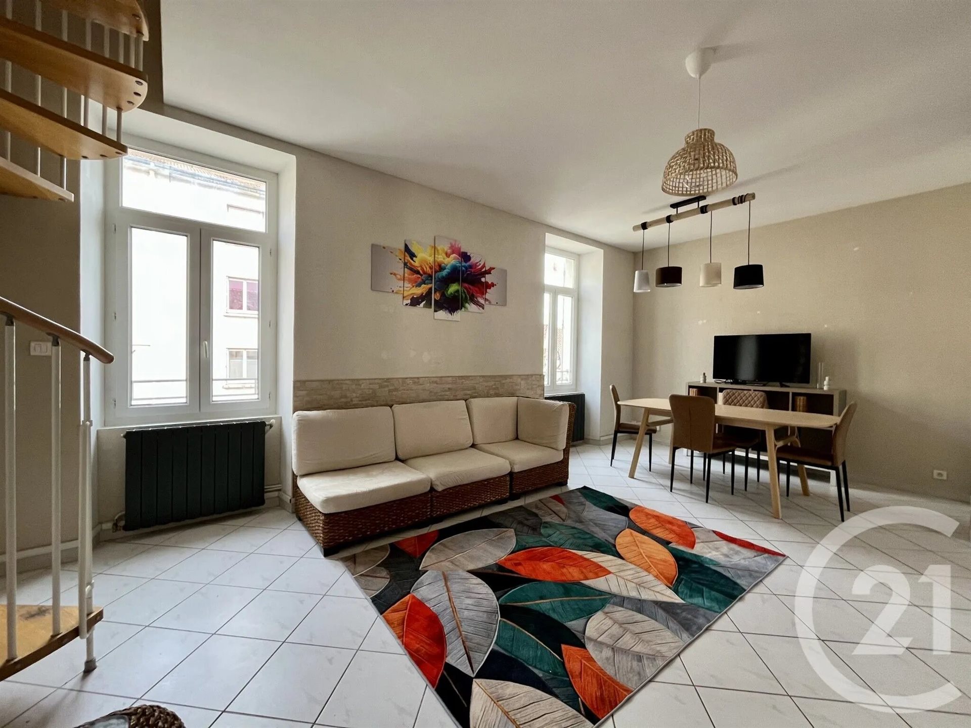 Appartement à louer, 79m², Alès