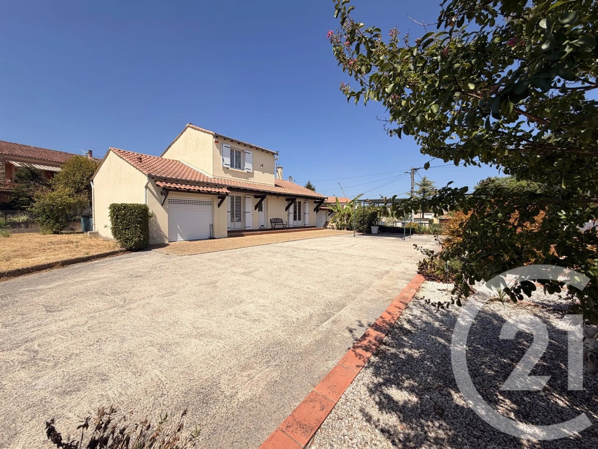 Maison à vendre, 86m², Saint-Julien-les-Rosiers
