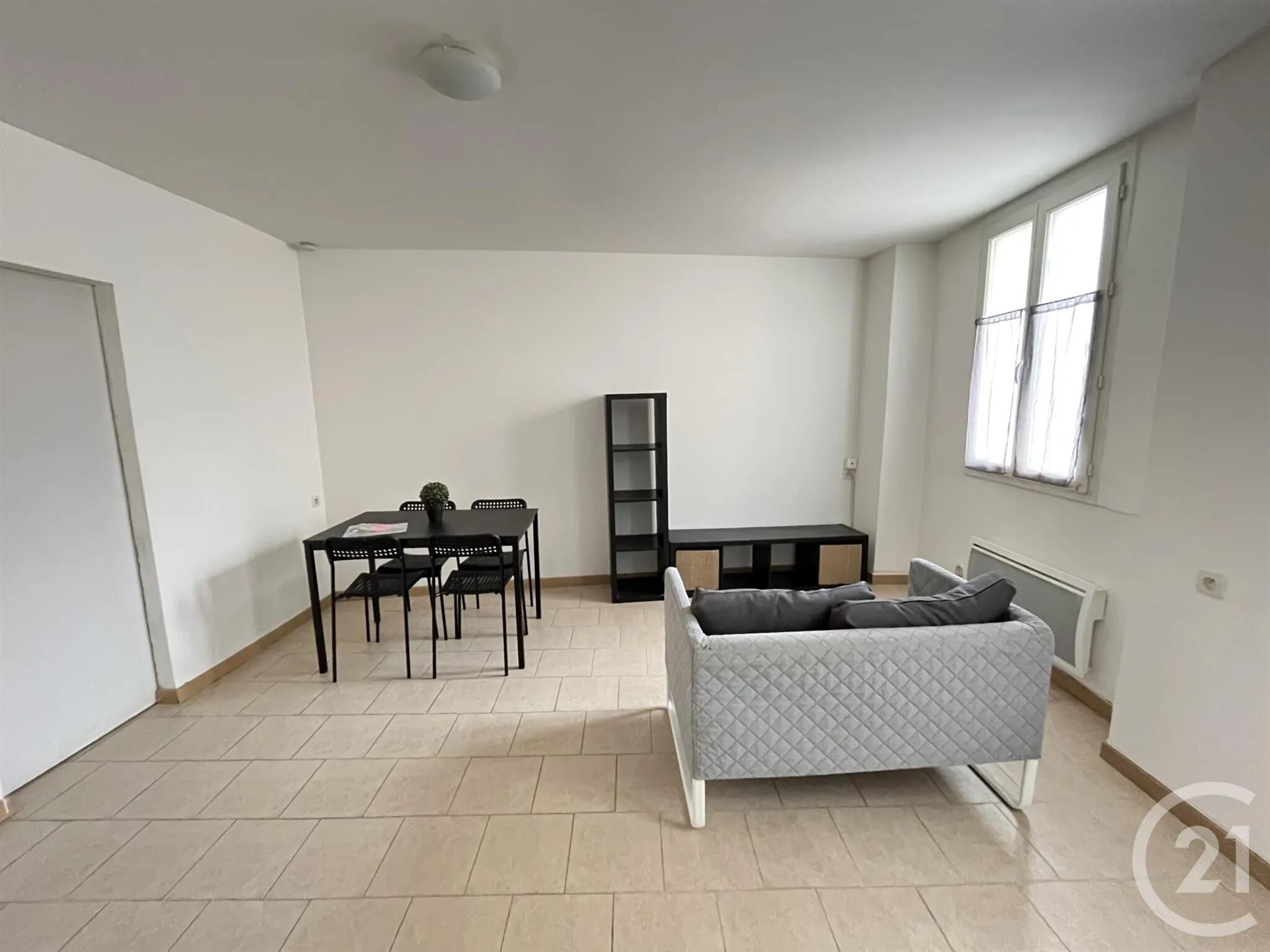 Appartement à louer, 30m², Alès