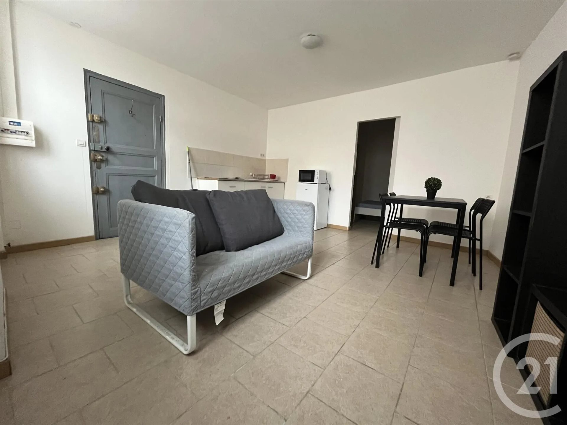 Appartement à louer, 30m², Alès