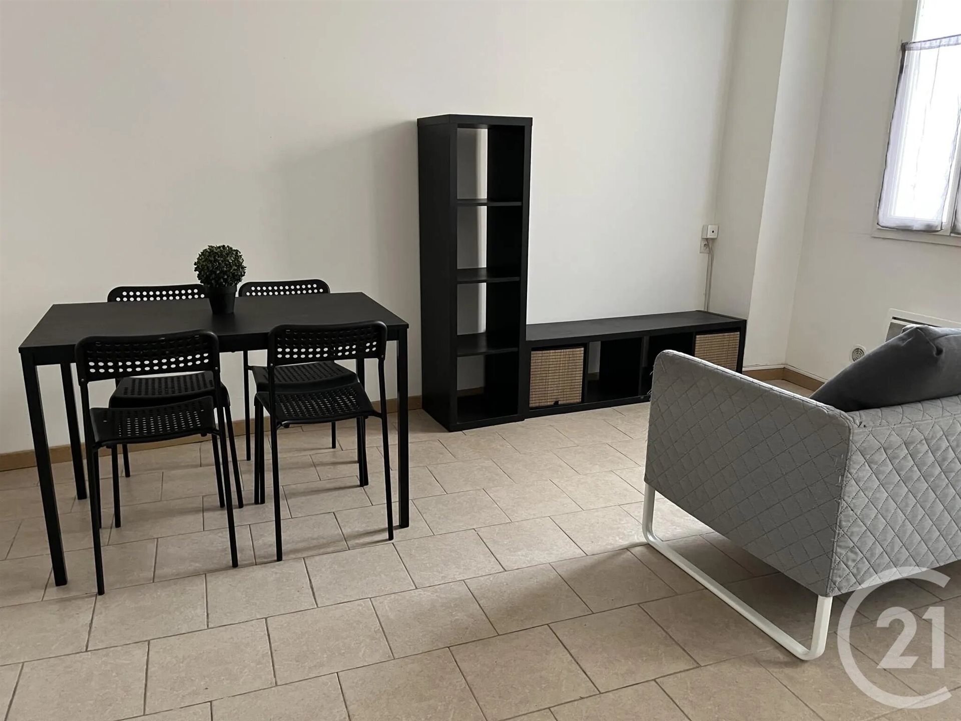 Appartement à louer, 30m², Alès