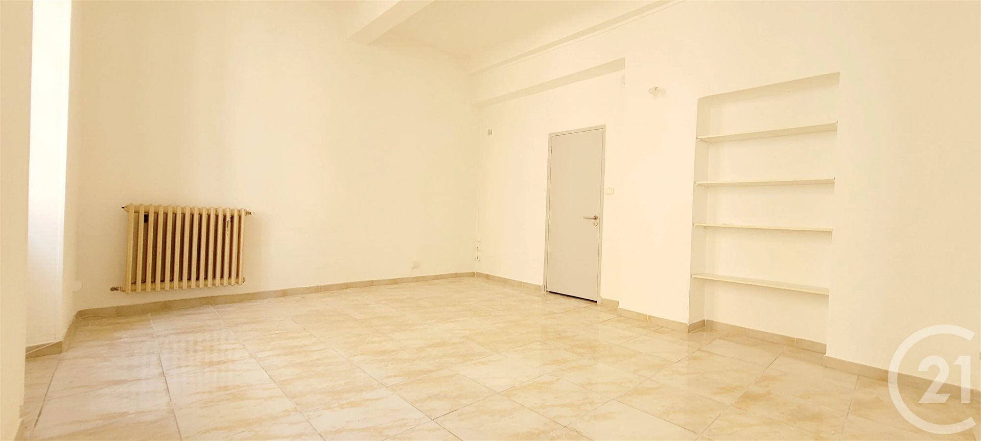 Appartement à louer, 37m², Alès