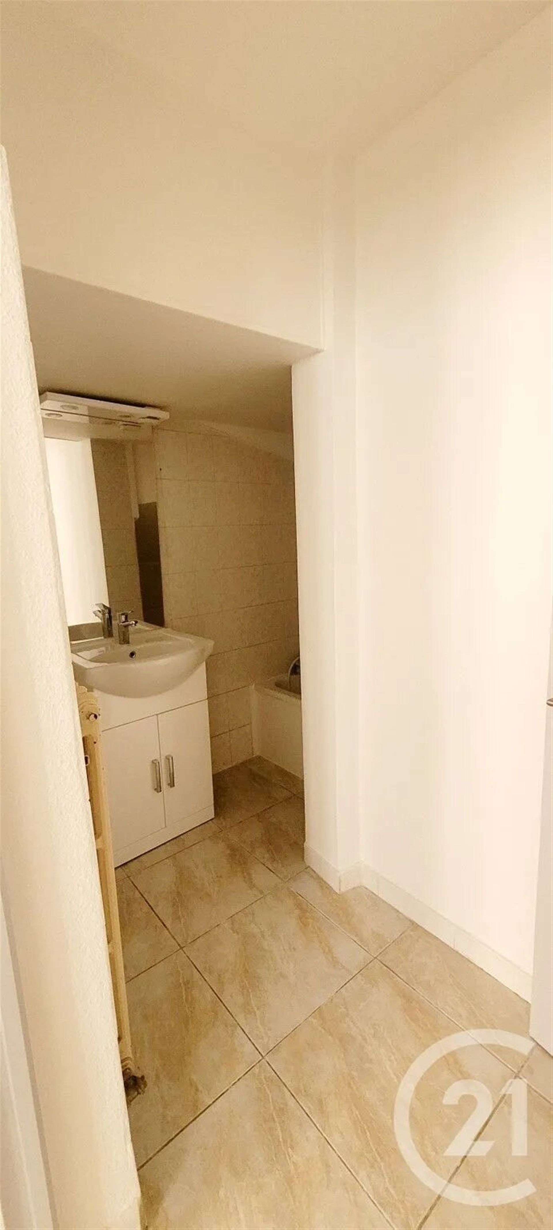 Appartement à louer, 37m², Alès