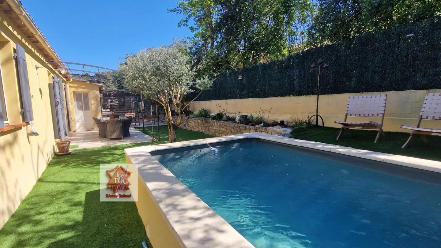 Maison à vendre, 105m², Saint-Restitut