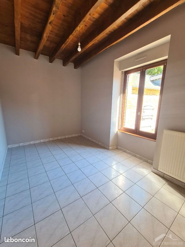Maison à louer, 110m², Cuillé