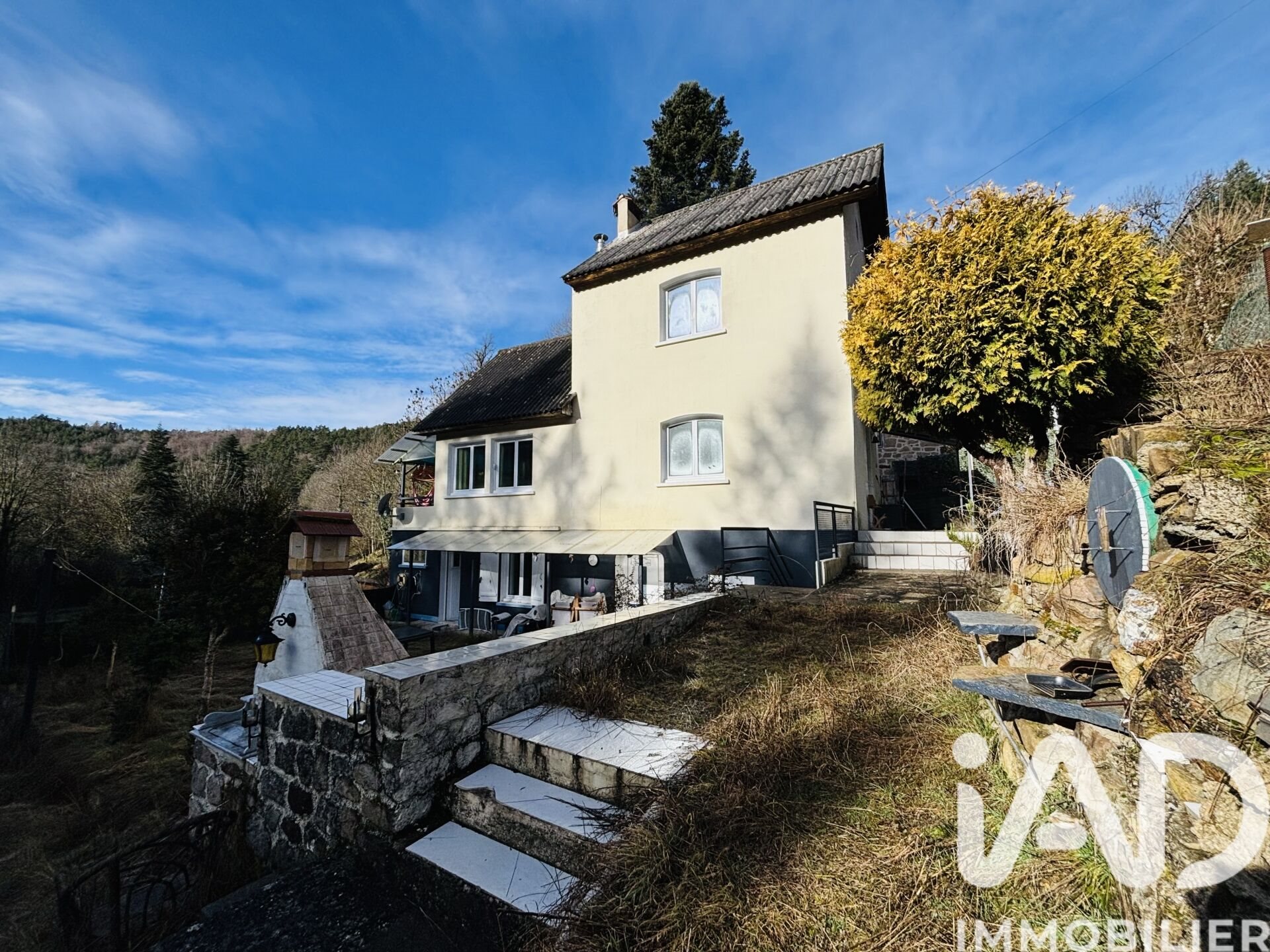 Maison à vendre, 107m², Saint-Sauveur-Camprieu