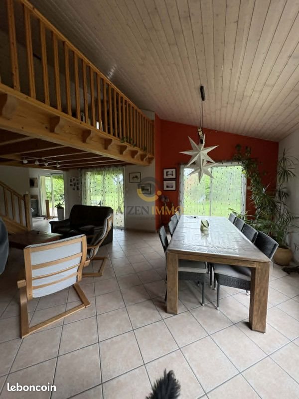 Maison à vendre, 170m², Bressuire