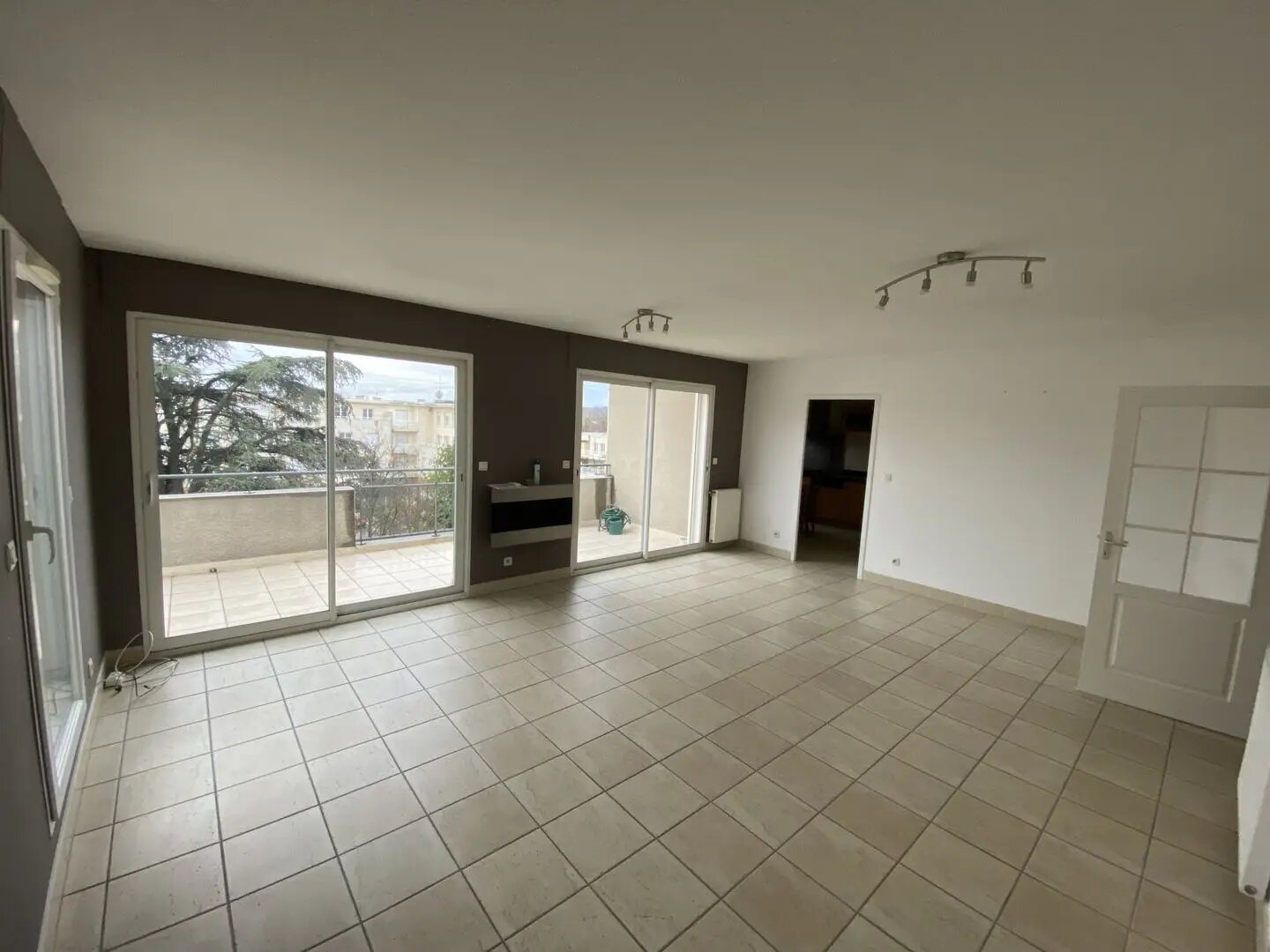 Appartement à louer, 101m², Portes-lès-Valence