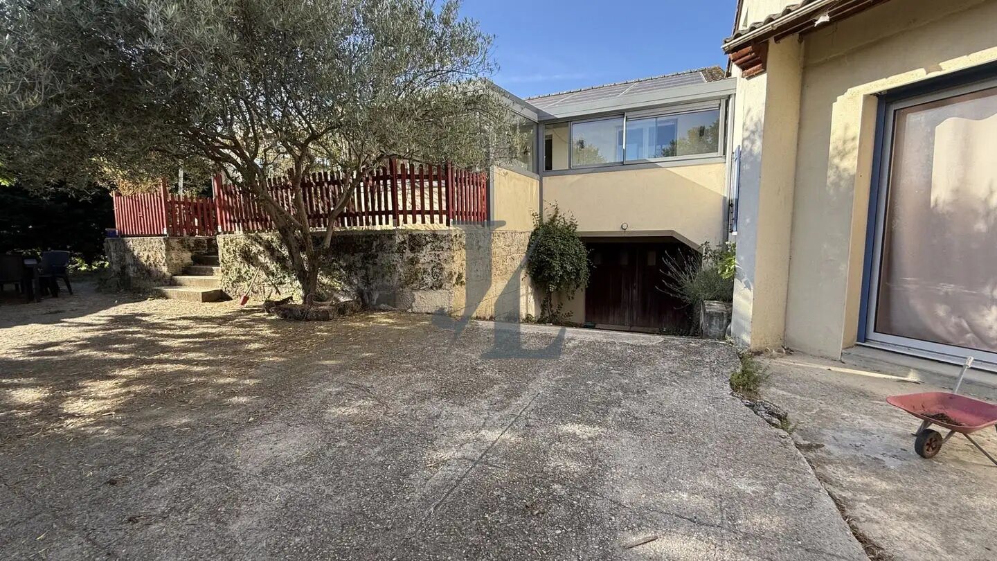 Maison à vendre, 170m², Montélier