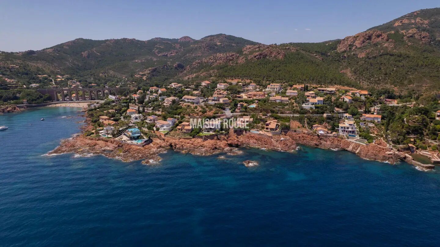 Maison à vendre, 420m², Saint-Raphaël