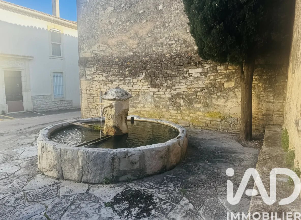 Maison à vendre, 95m², Nages-et-Solorgues
