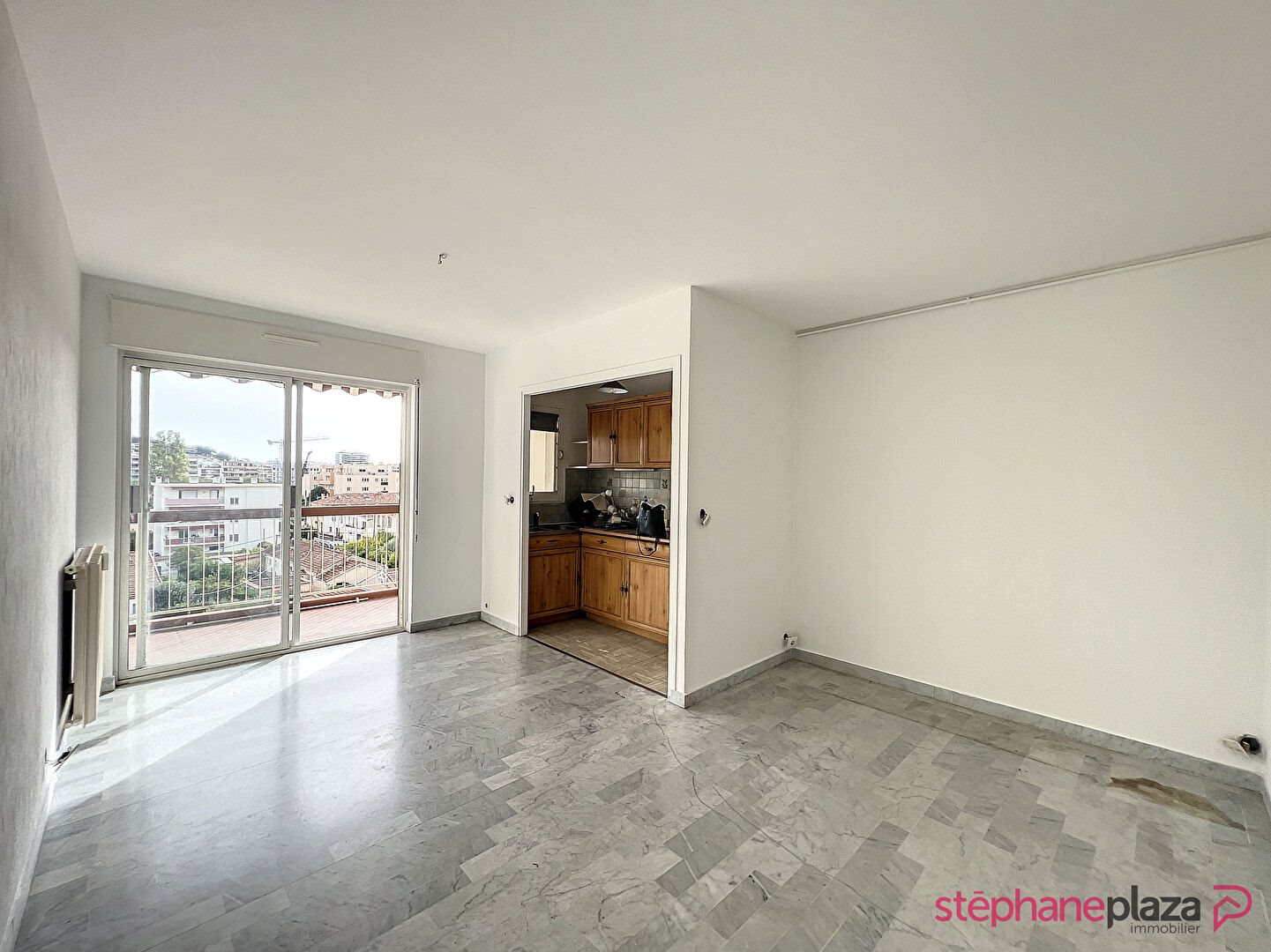 Appartement à louer, 41m², Cannes-la-Bocca