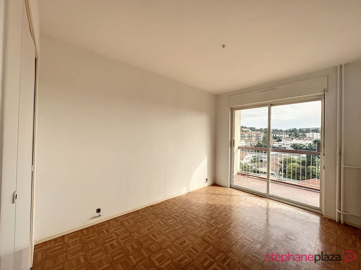 Appartement à louer, 41m², Cannes-la-Bocca