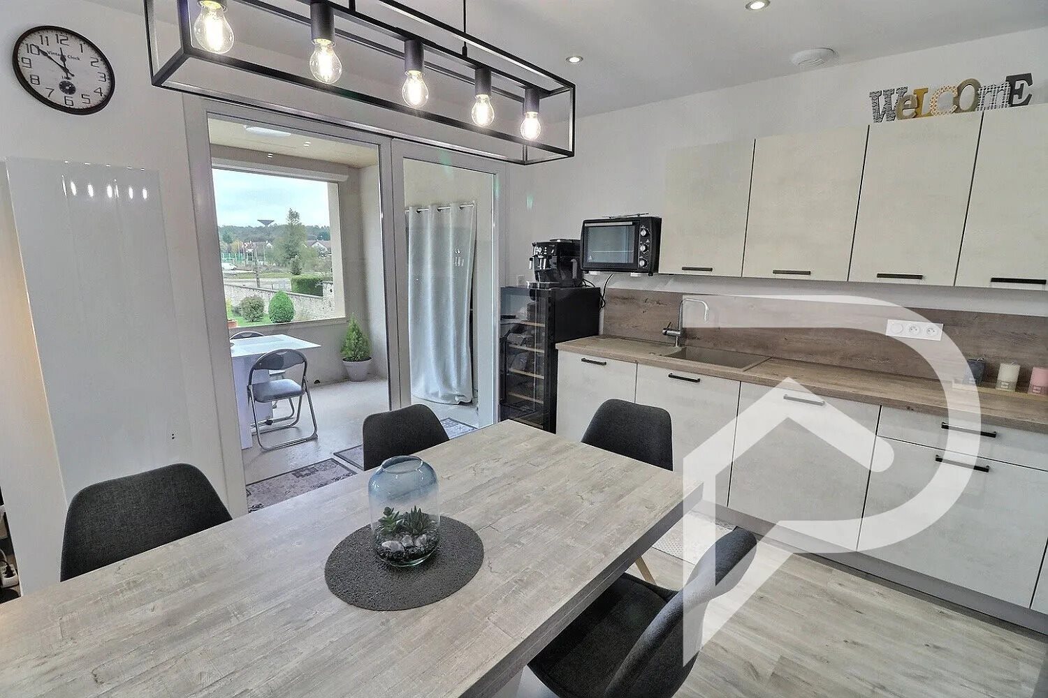 Appartement à louer, 77m², Foucherans