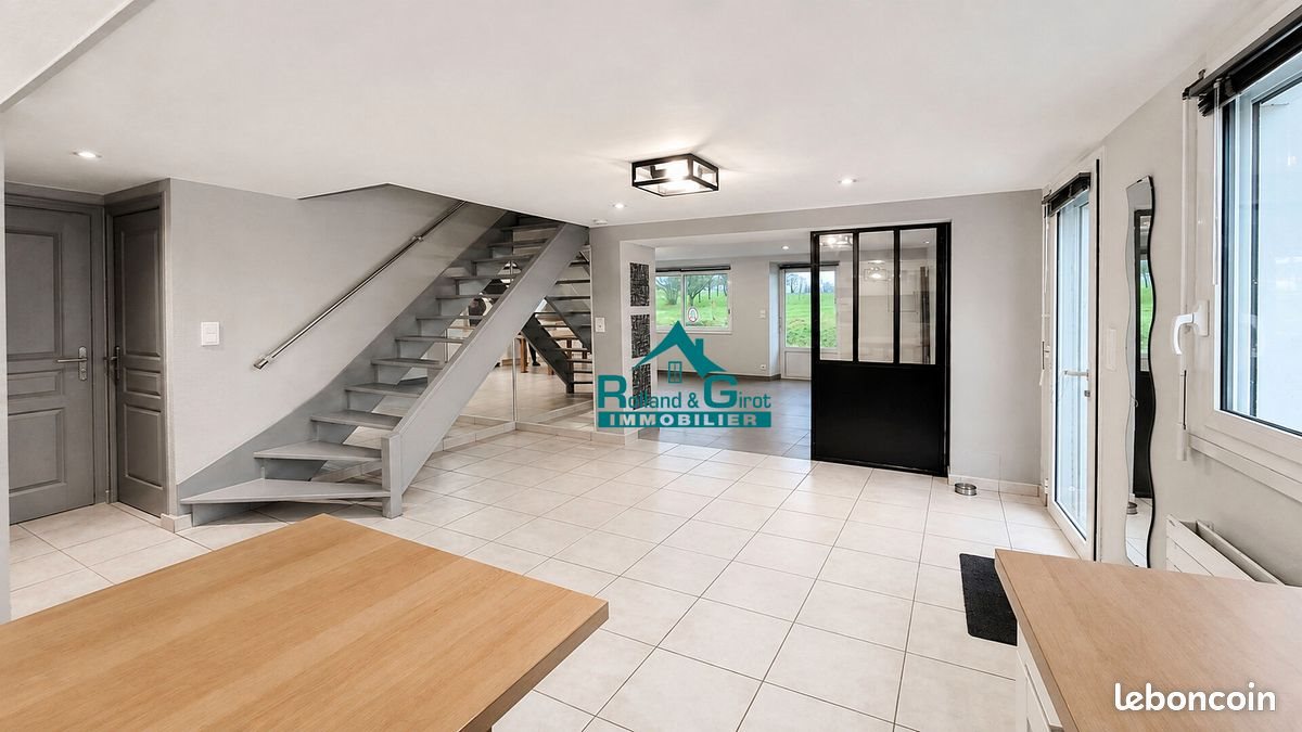 Maison à louer, 89m², Gosné