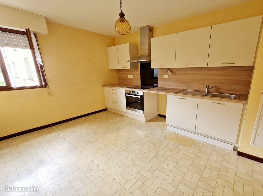 Appartement à louer, 98m², Noyal-sur-Vilaine