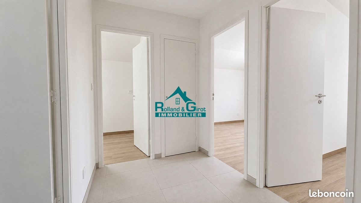 Maison à louer, 96m², Dourdain