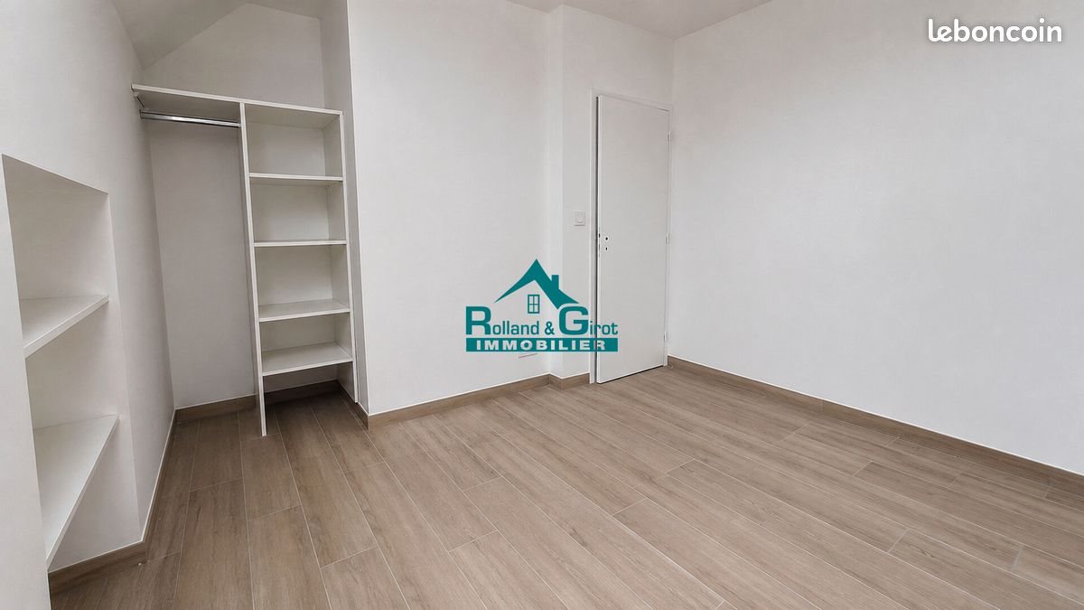 Maison à louer, 62m², Dourdain
