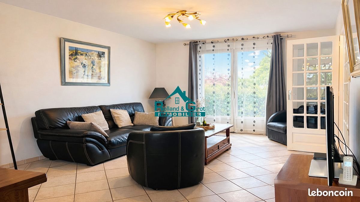 Maison à louer, 151m², Acigné