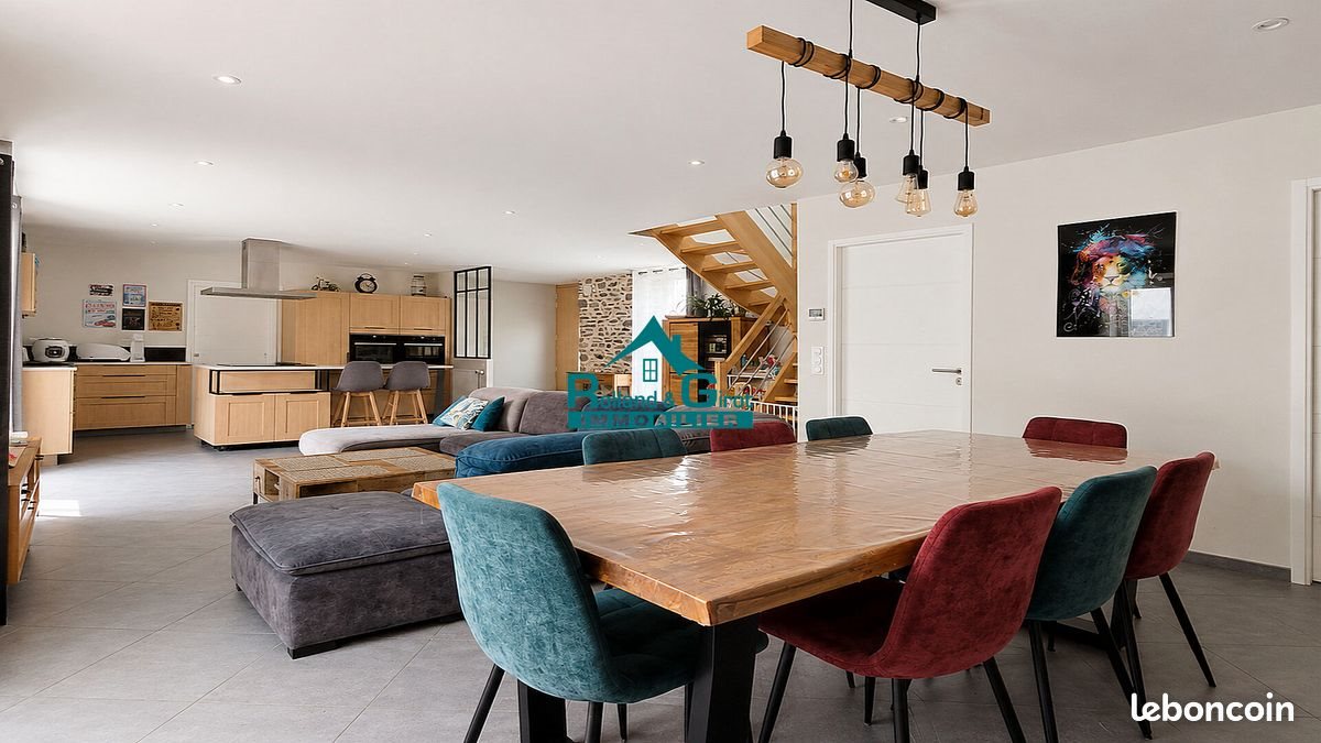 Maison à vendre, 134m², Livré-sur-Changeon