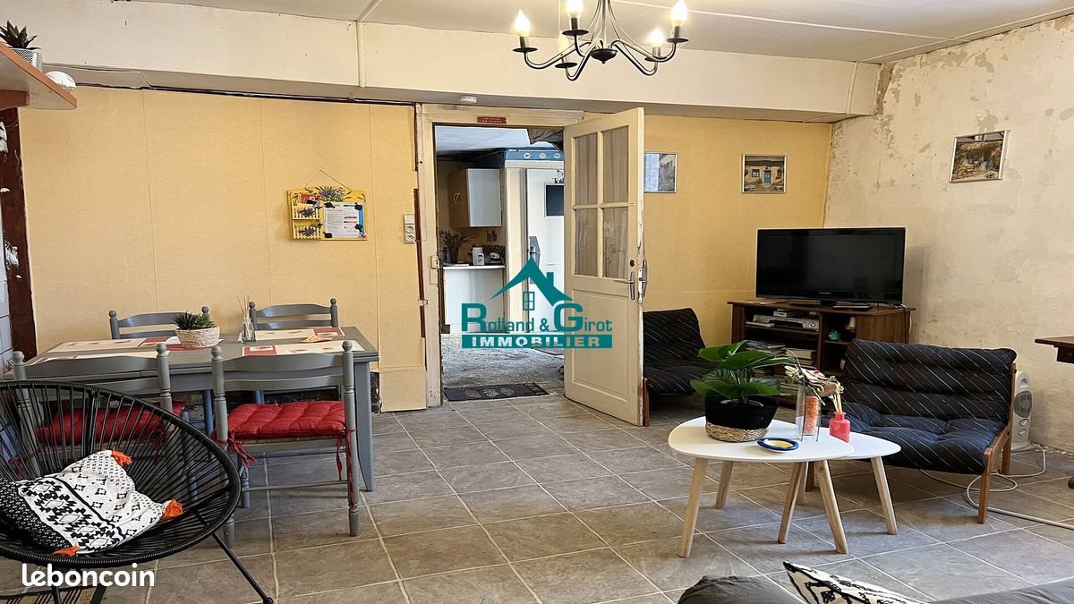 Maison à vendre, 74m², Saint-Aubin-du-Cormier