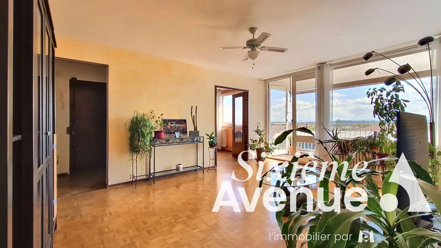Appartement à vendre, 77m², Bron