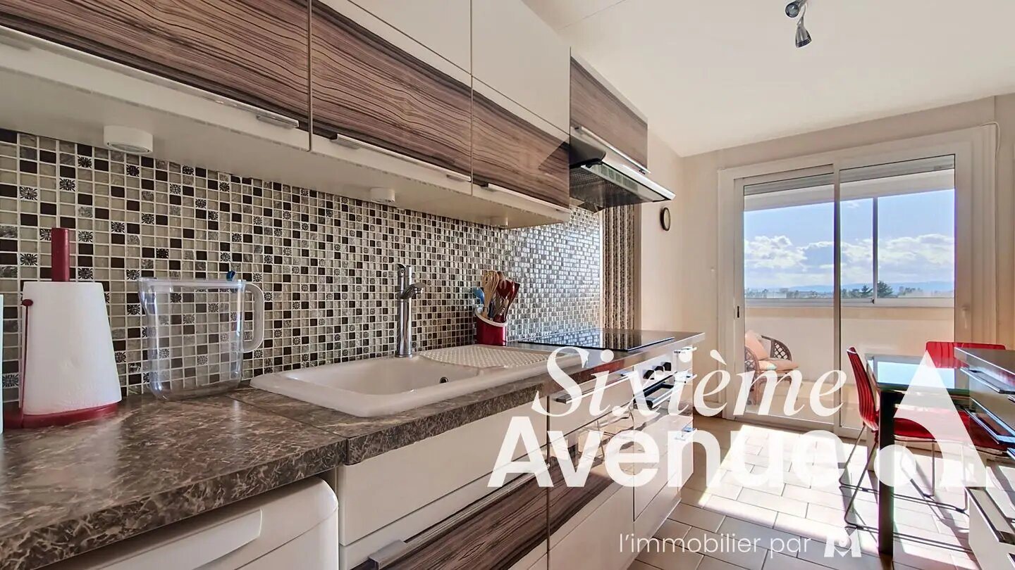 Appartement à vendre, 83m², Saint-Priest