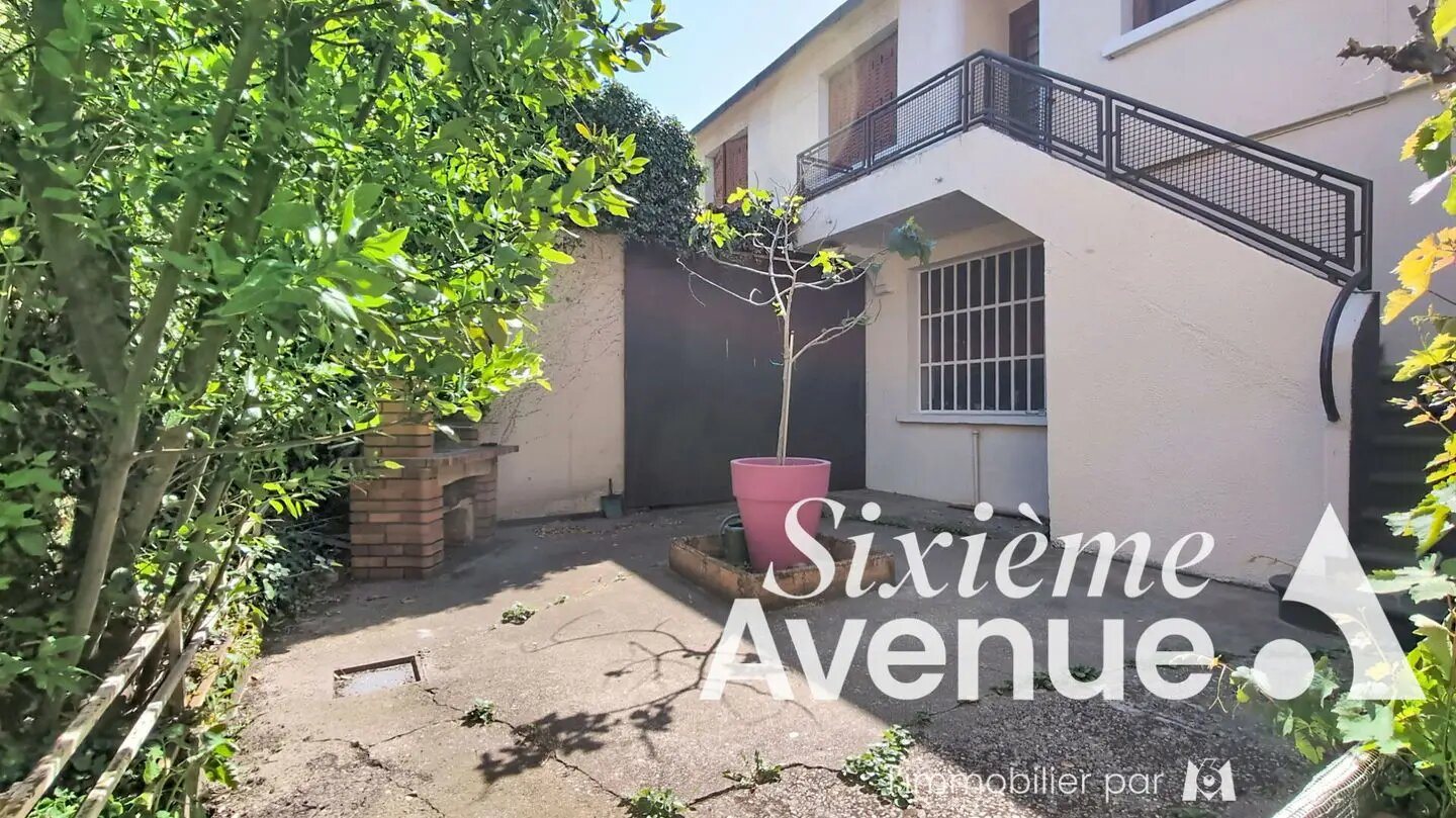 Maison à vendre, 435m², Vénissieux