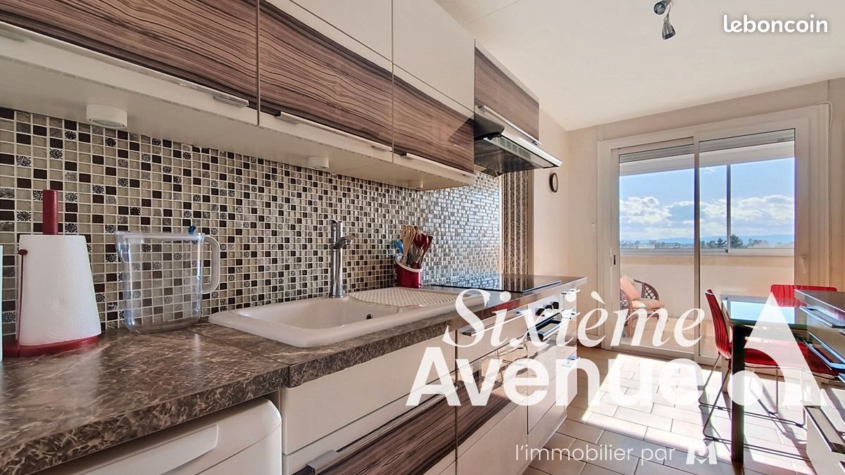 Appartement à vendre, 83m², Saint-Priest
