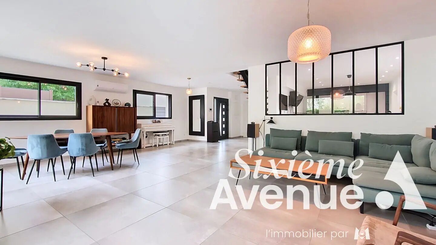 Maison à vendre, 164m², Saint-Priest