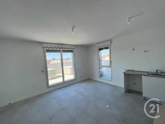 Appartement à louer, 38m², Pont-de-Chéruy