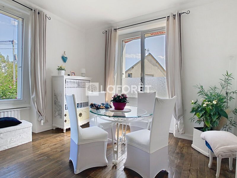 Maison à vendre, 107m², Guilliers
