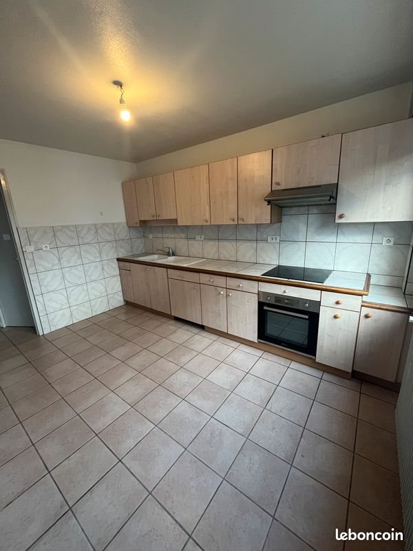 Appartement à louer, 110m², Annemasse