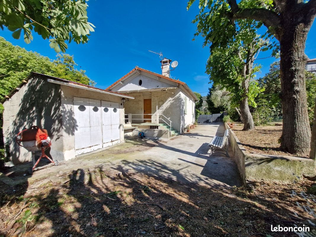Maison à vendre, 97m², Tourrette-Levens