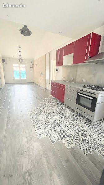 Maison à louer, 70m², Saint-Médard-d'Eyrans