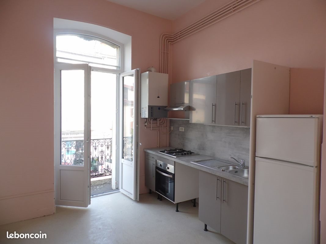 Appartement à louer, 82m², Issoire