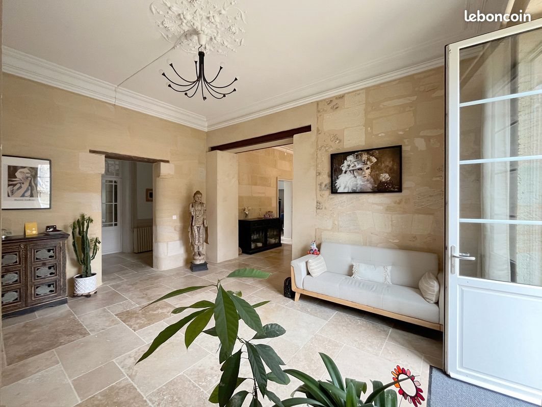 Maison à vendre, 408m², Saint-Quentin-de-Baron