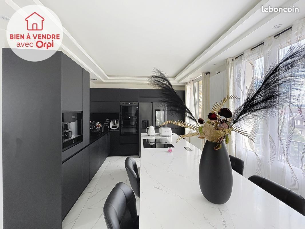 Appartement à vendre, 136m², Mantes-la-Jolie