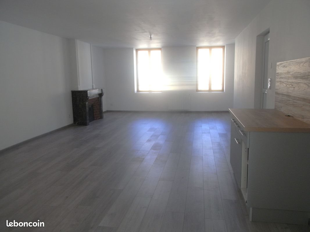 Appartement à louer, 74m², Louhans