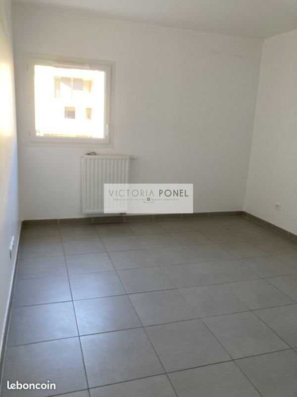 Appartement à louer, 61m², Hyères