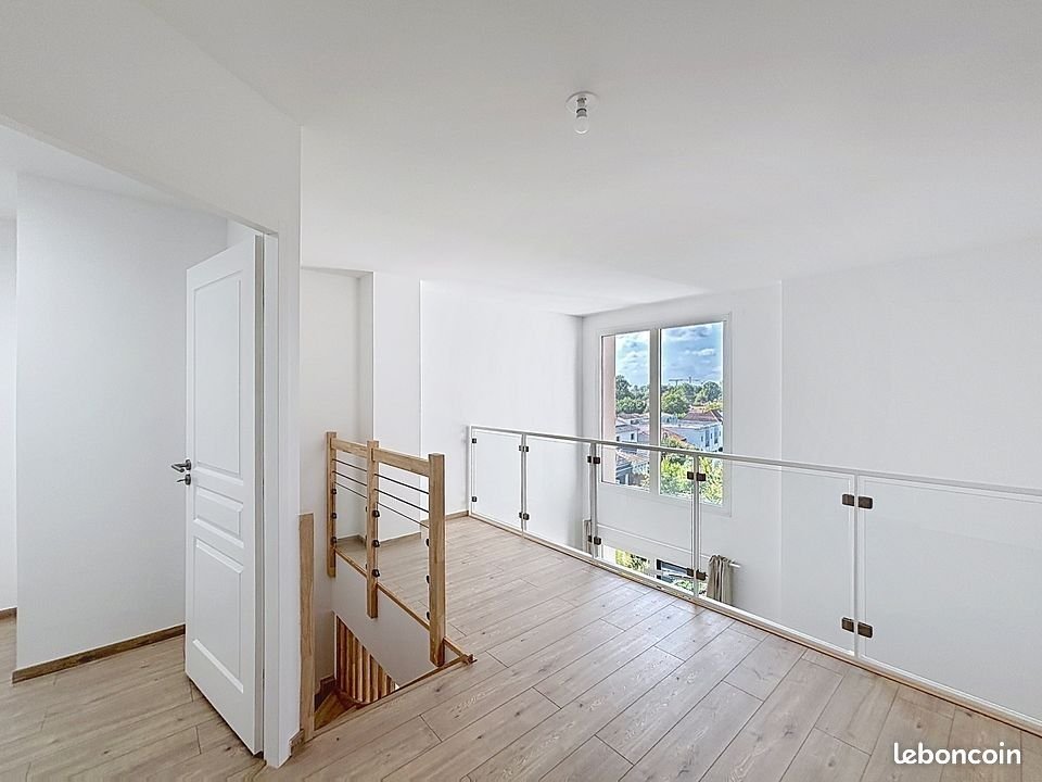 Appartement à louer, 75m², Mérignac