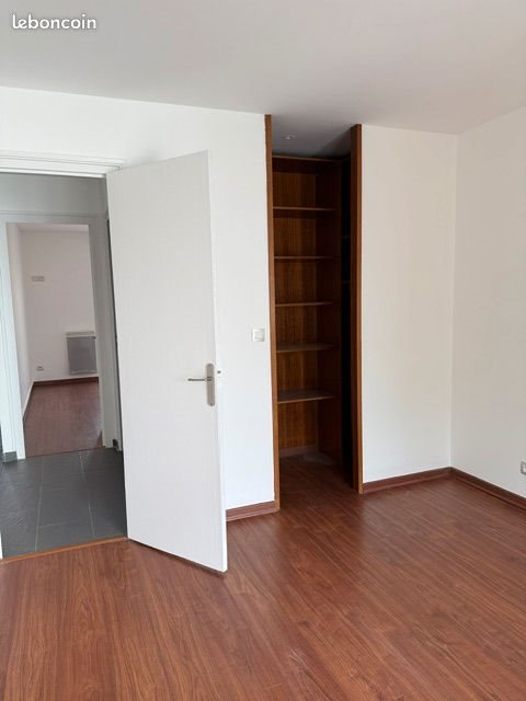 Appartement à louer, 57m², Bègles