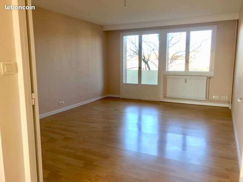 Appartement à louer, 61m², Roanne