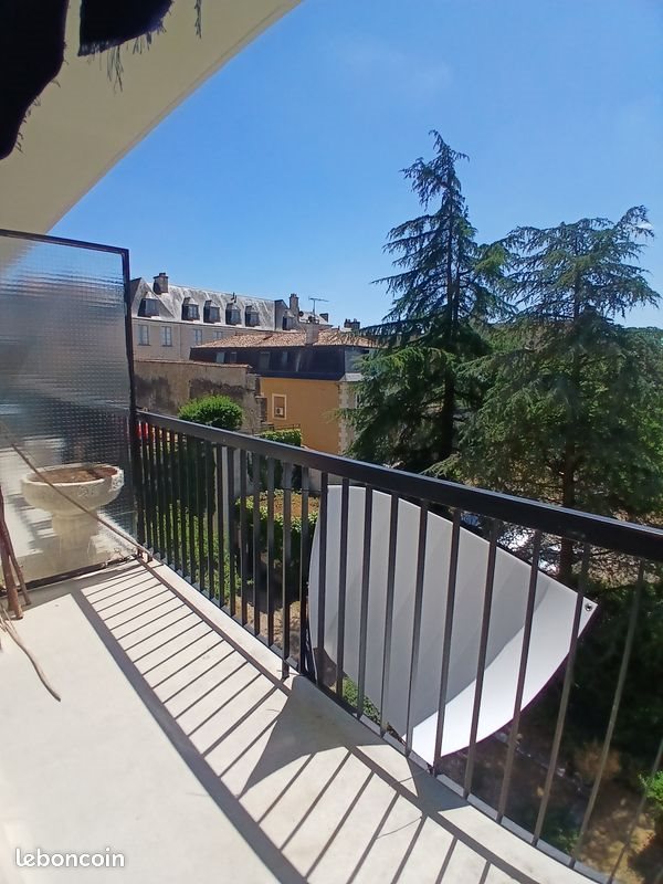 Appartement à louer, 147m², Poitiers