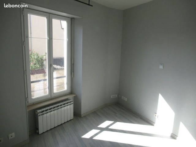 Appartement à louer, 40m², Bréval
