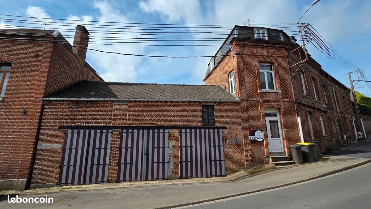 Maison à vendre, 95m², Wignehies